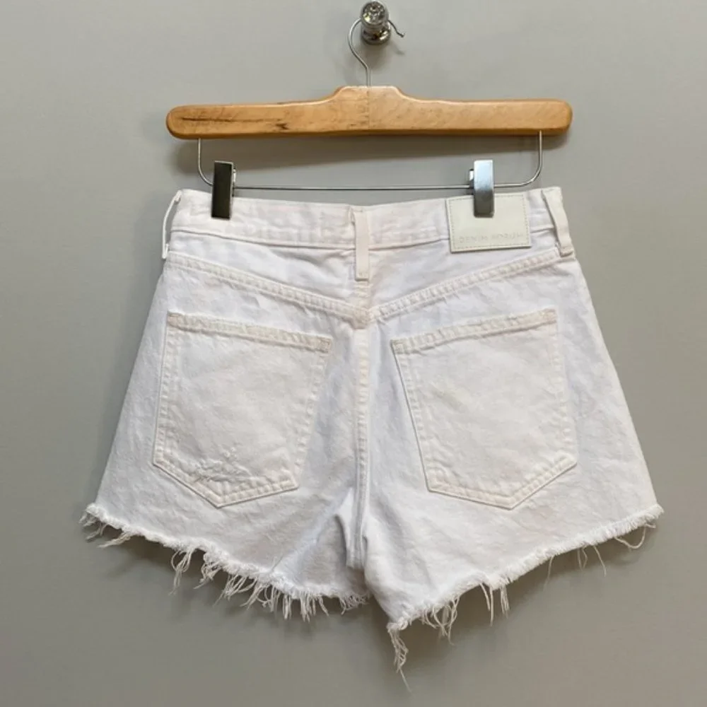 ❗️SOLD❗️Aritzia Denim Forum White Ex Boyfriend Shorts Size 25 - Picture 6 of 13